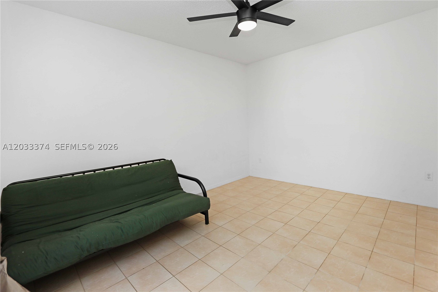 1521 Seagrape Way Property Photo 14