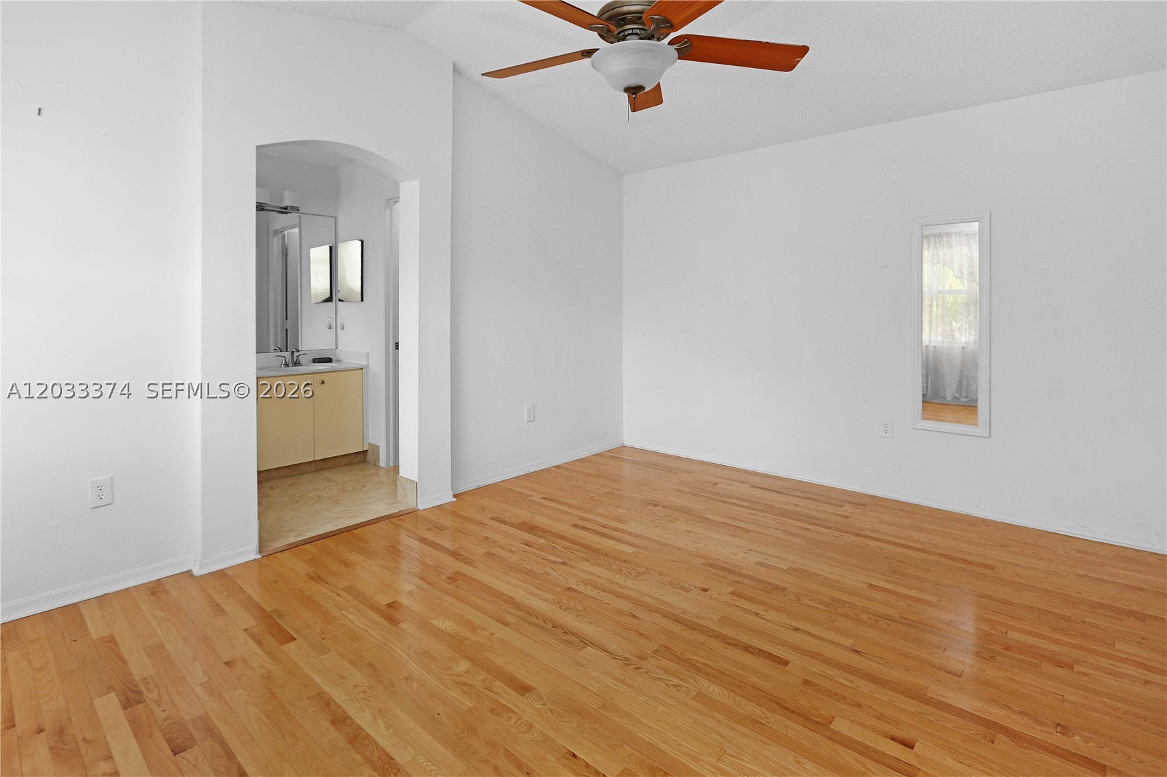 1521 Seagrape Way Property Photo 22