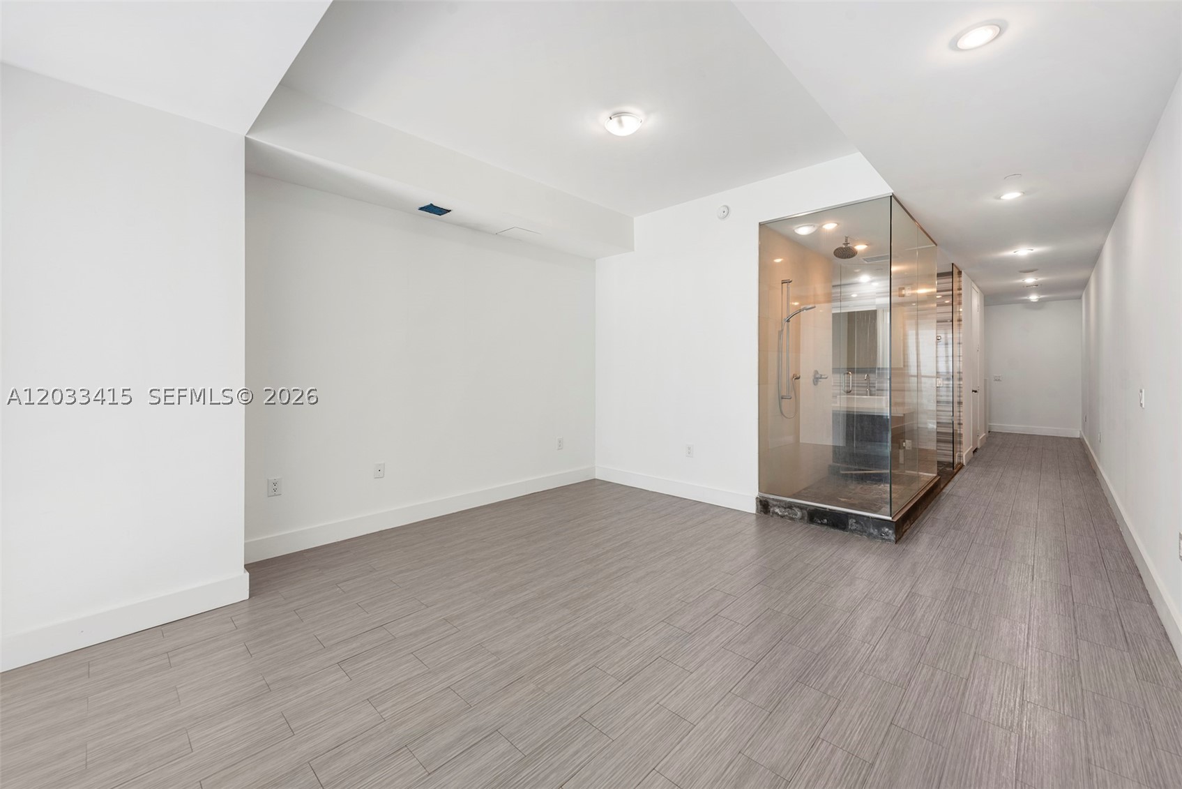 1100 Biscayne Blvd 5705 Property Photo 25