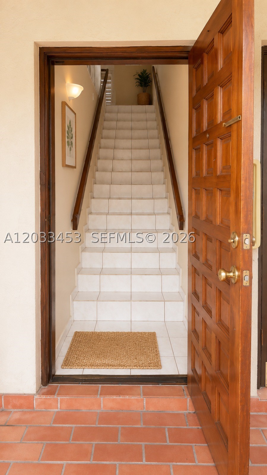 2220 W 74th St 201-16 Property Photo 10