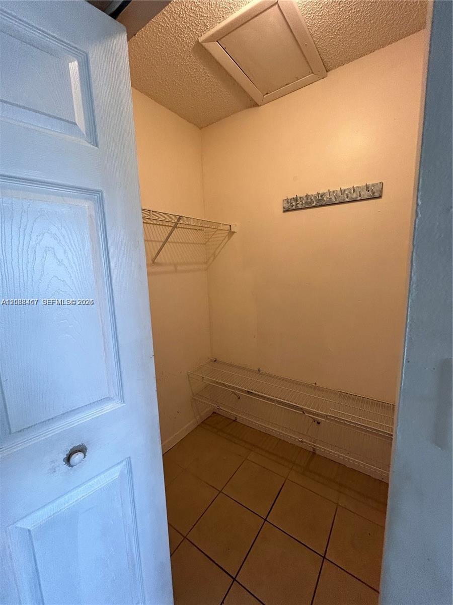 15630 Sw 80th St I-305 Property Photo 6