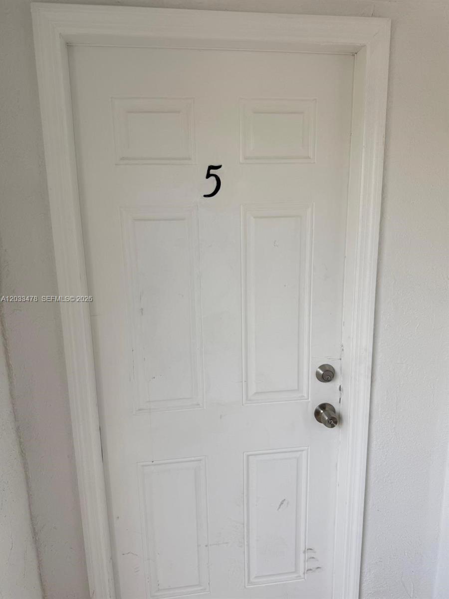 1612 Harrison St 5 Property Photo 2