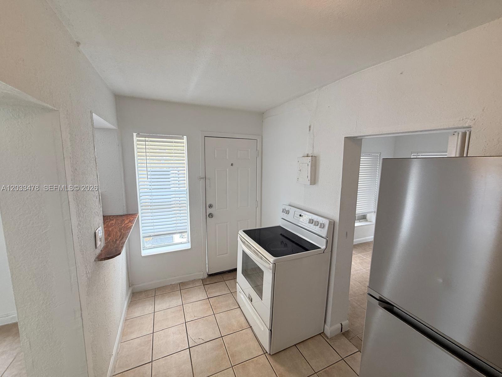 1612 Harrison St 5 Property Photo 8