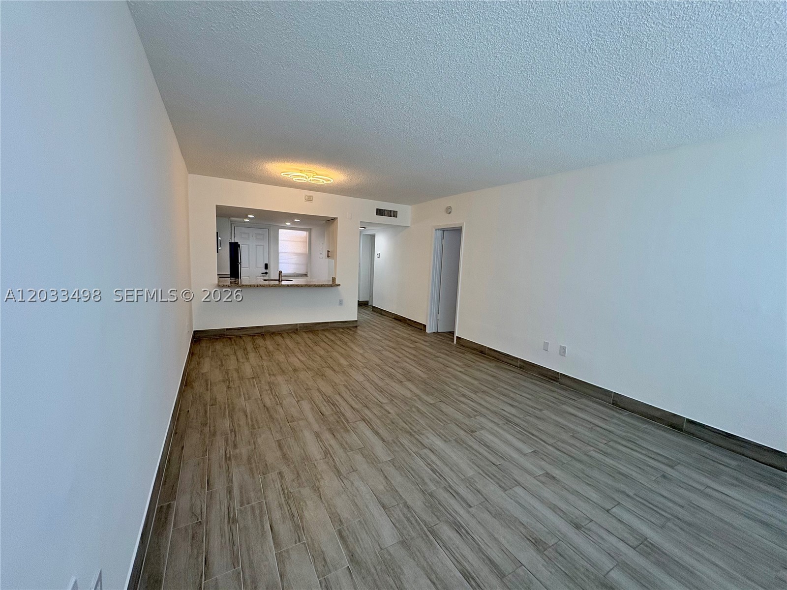 A12033498 Property Photo 11