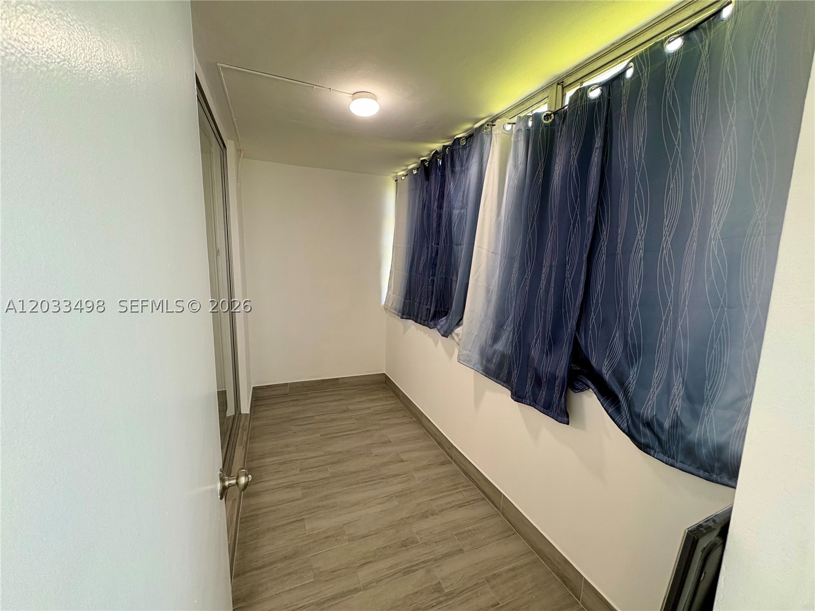 A12033498 Property Photo 12