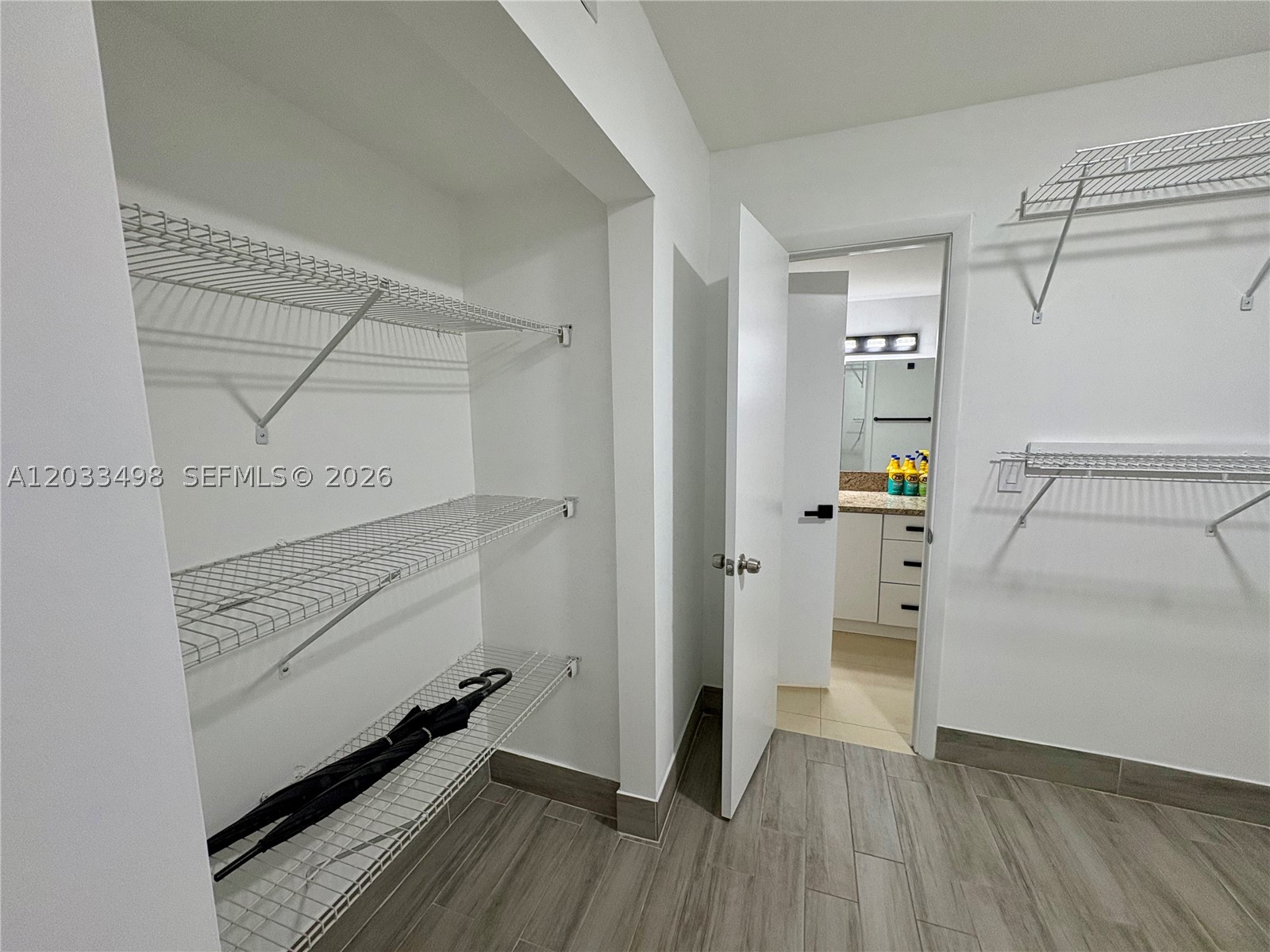 A12033498 Property Photo 18