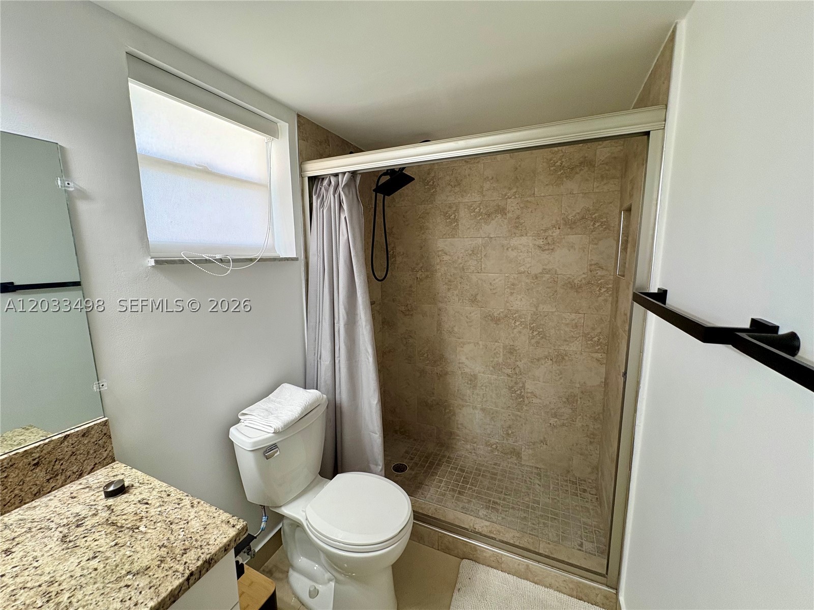 A12033498 Property Photo 22