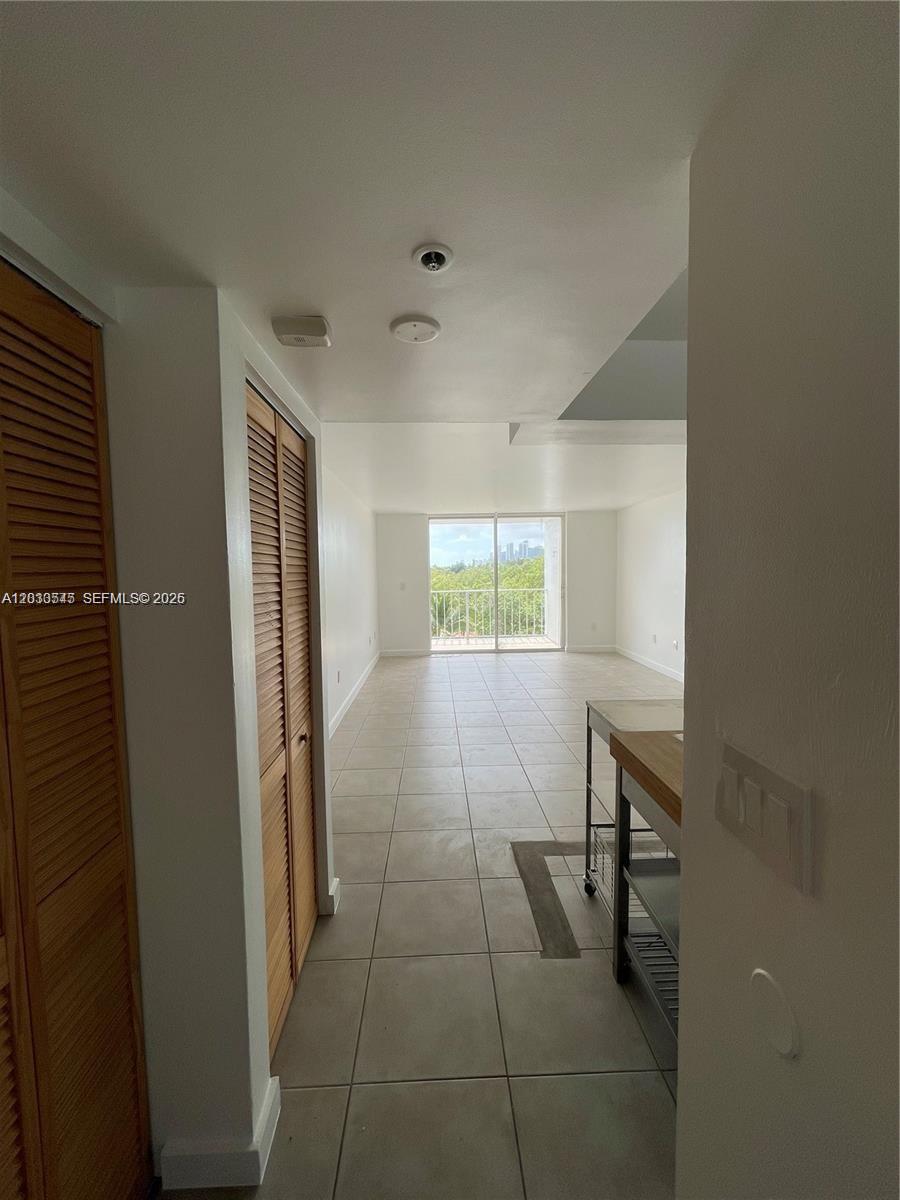 700 Ne 63rd St D606 Property Photo 2