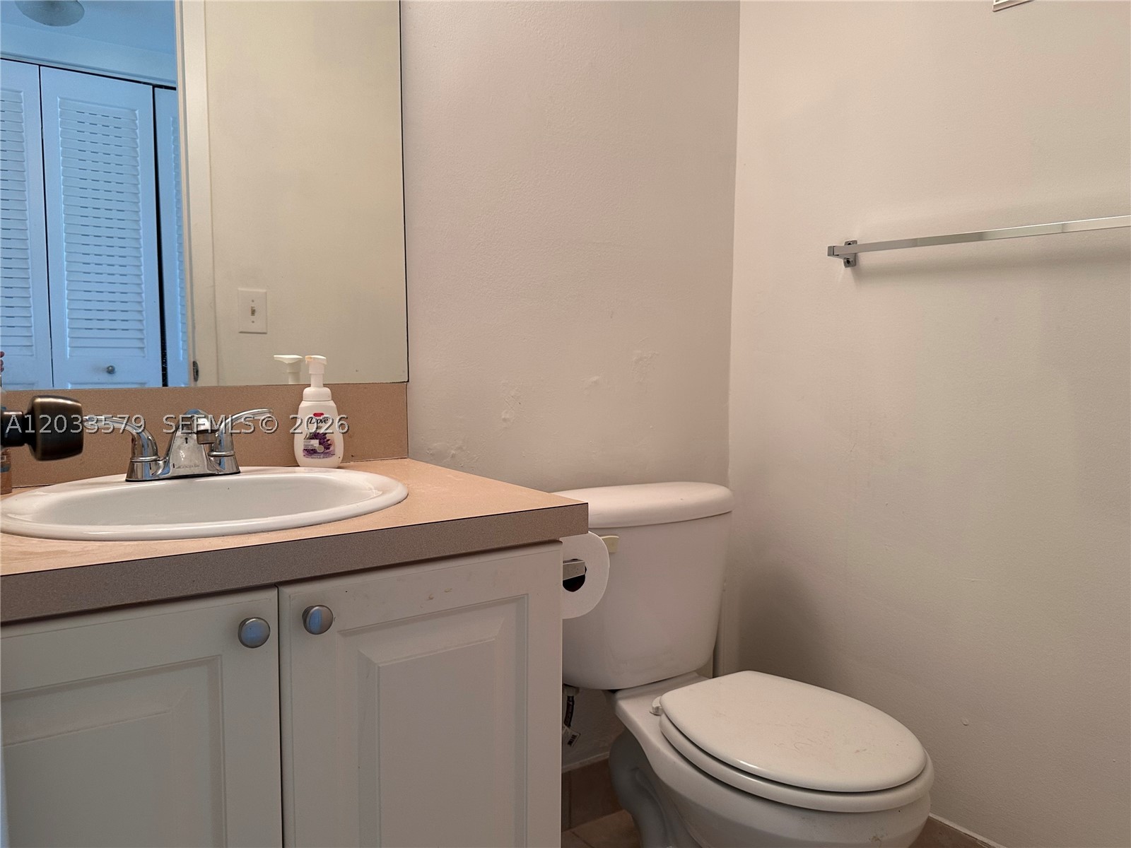 569 Fanshaw N 569 Property Photo 10