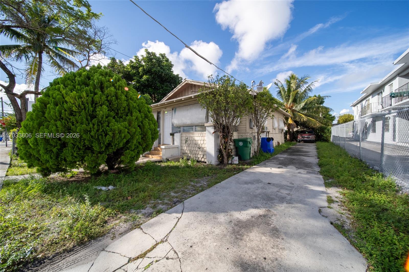 1267 Nw 3rd St Property Photo 11
