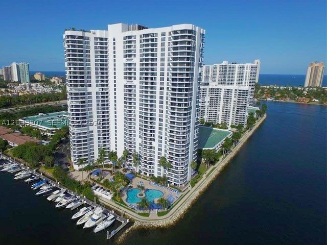 3530 Mystic Pointe Dr 1907 Property Photo 1