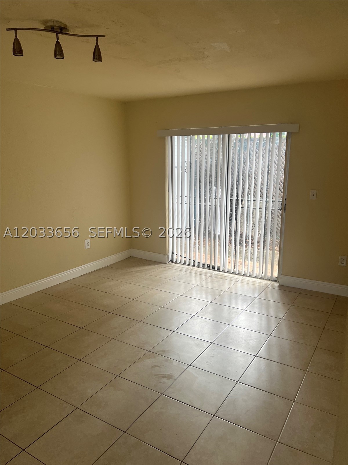5900 NW 1st Ave 2 Property Photo 1