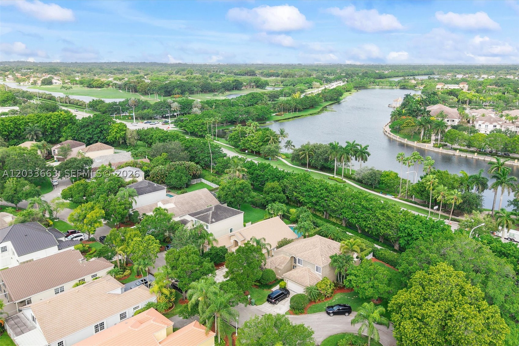 2013 Island Cir Property Photo 45