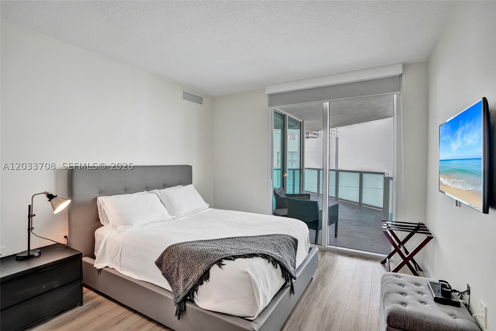 150 Sunny Isles Blvd 1-1601 Property Photo 15