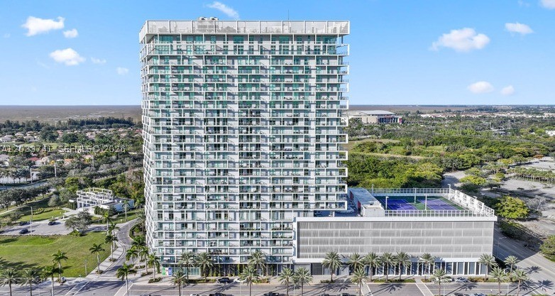 2000 Metropica Way 417 Property Photo 11