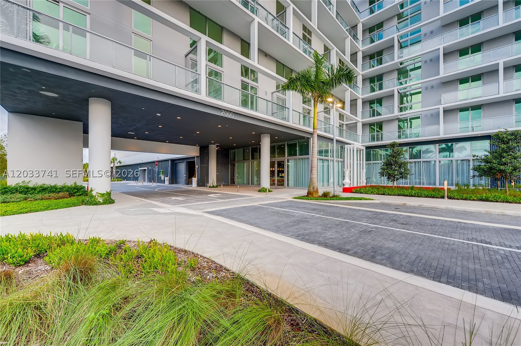 2000 Metropica Way 417 Property Photo 14