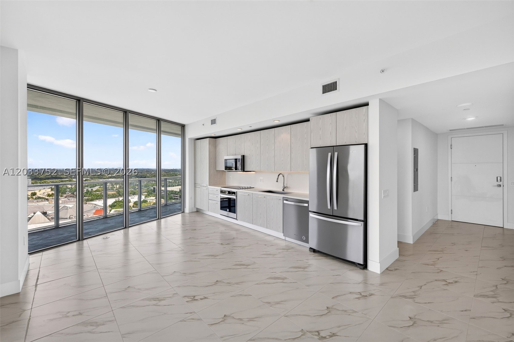2000 Metropica Way 1910 Property Photo 3