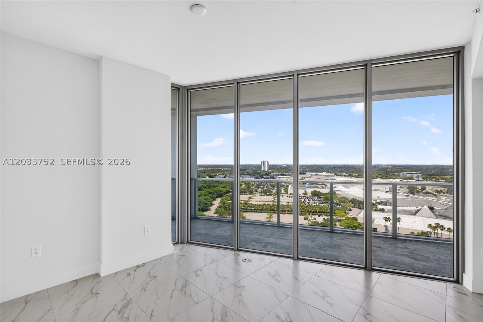 2000 Metropica Way 1910 Property Photo 5