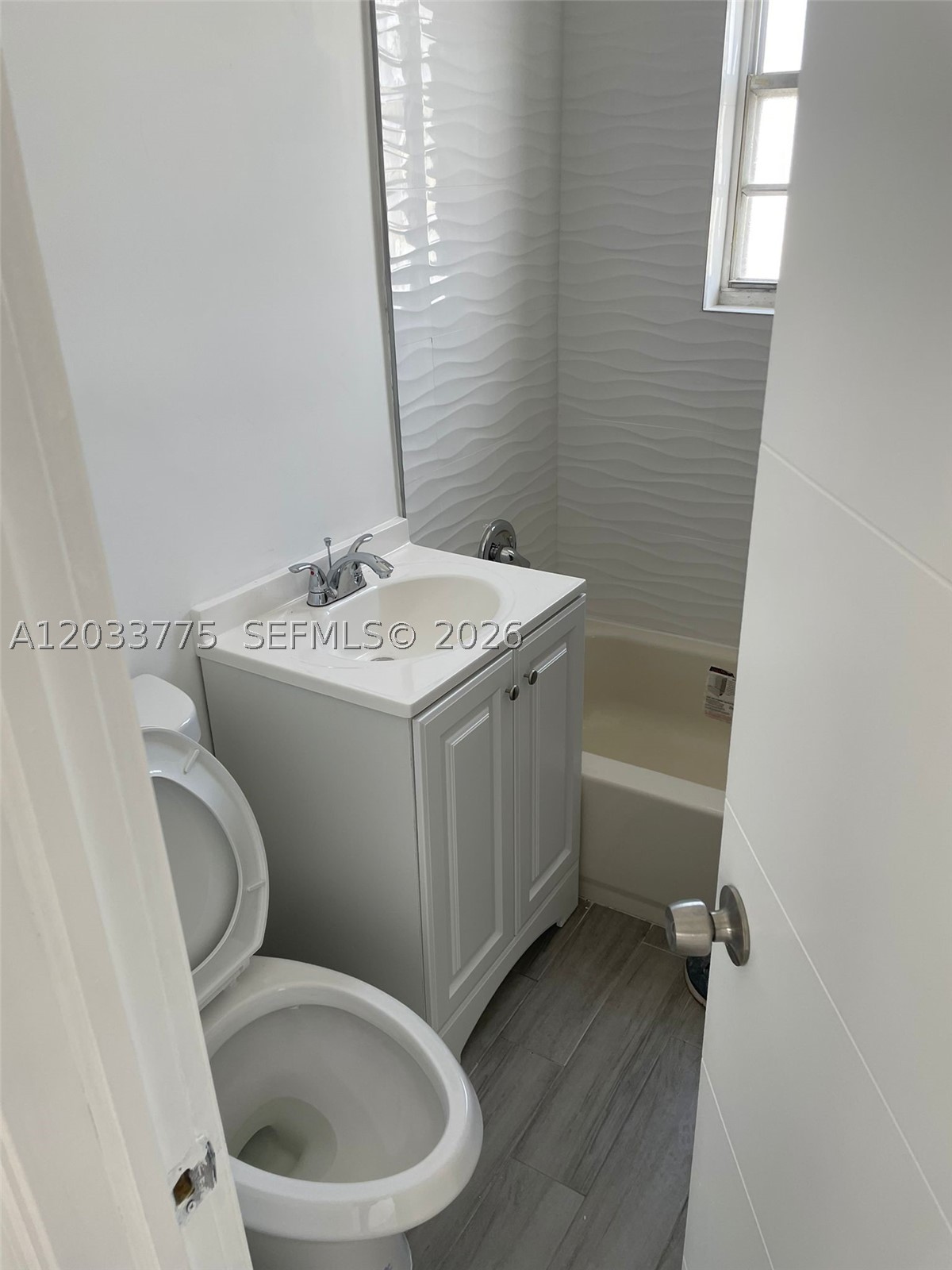 1261 Nw 59th St 14 Property Photo 6