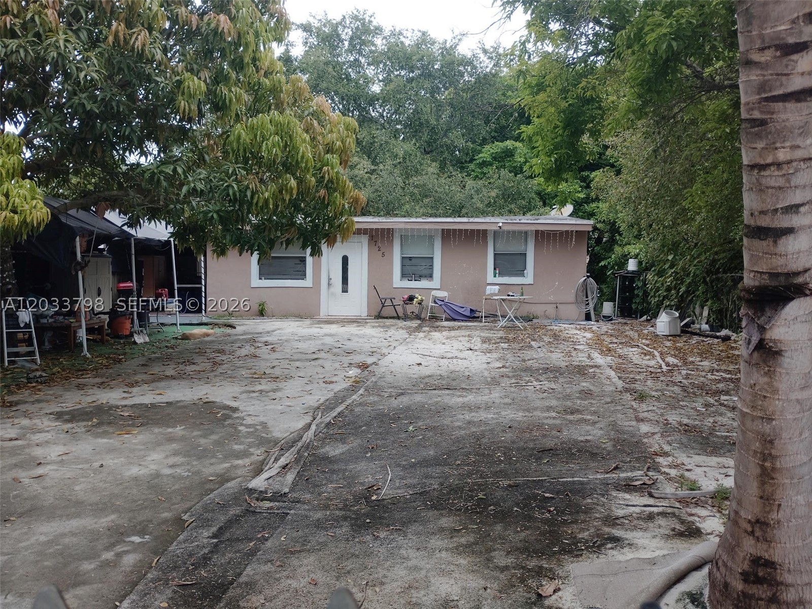 1725 Nw 111th St Property Photo 1
