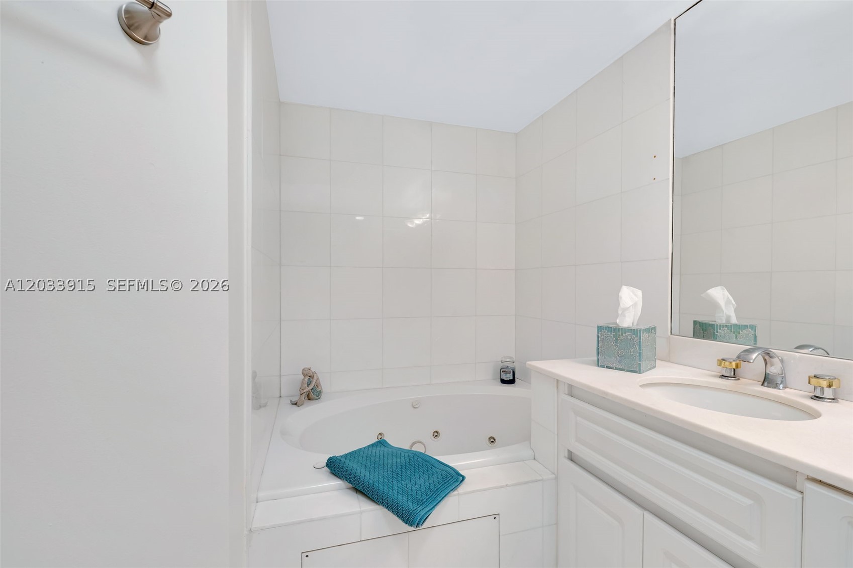 6301 Collins Ave 1708 Property Photo 26