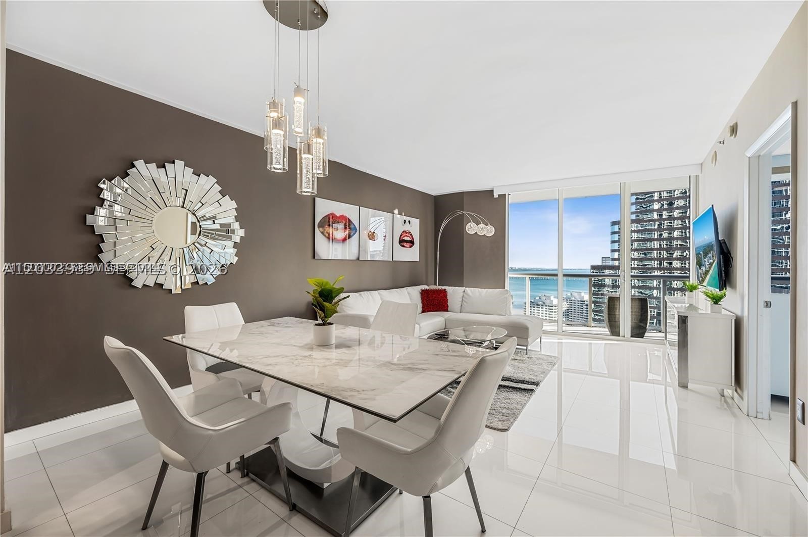 485 Brickell Ave 3109 Property Photo 2