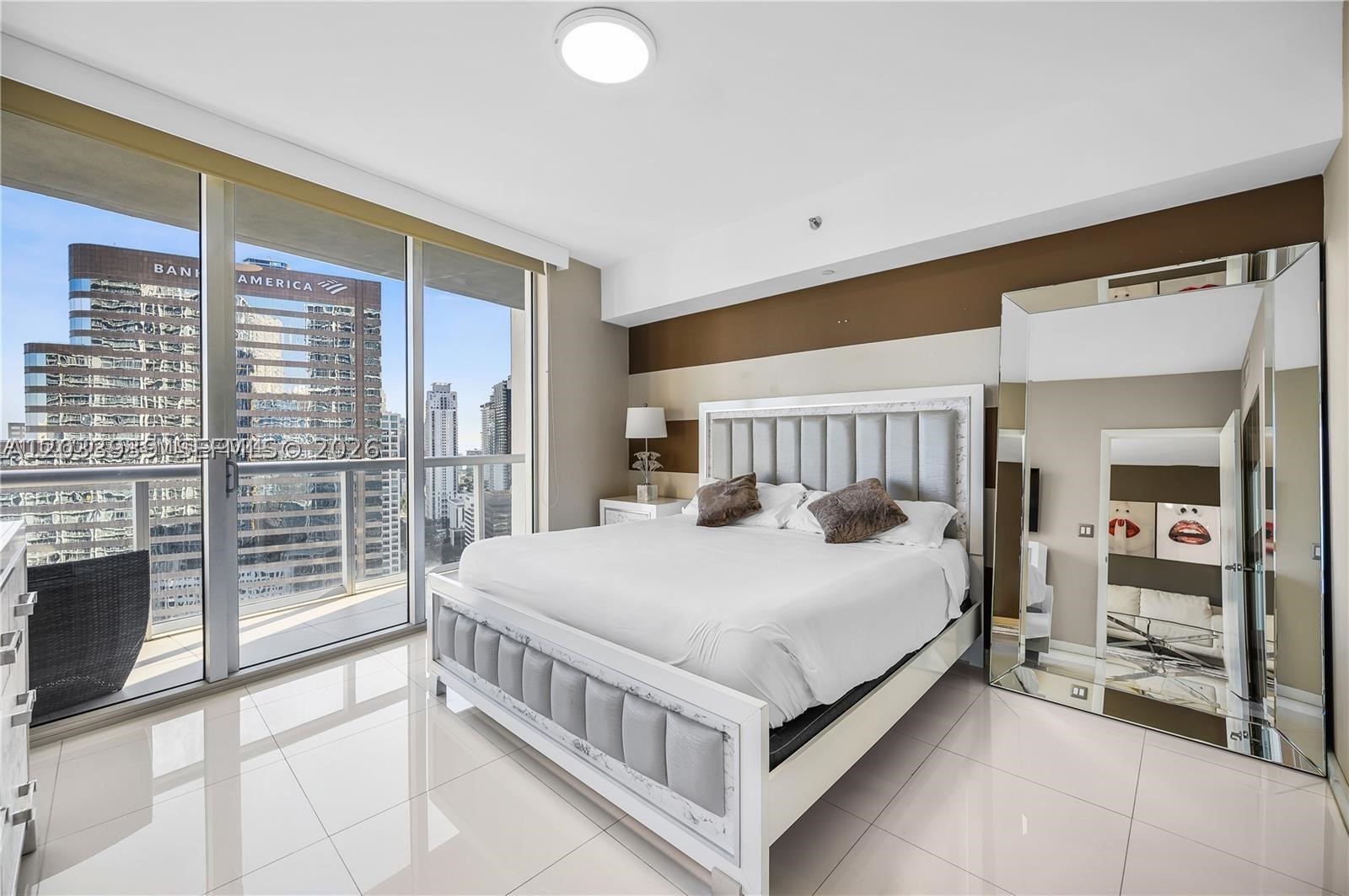 485 Brickell Ave 3109 Property Photo 5