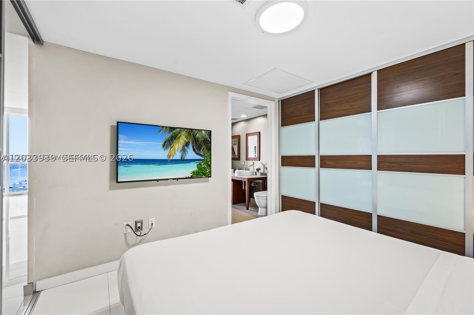 485 Brickell Ave 3109 Property Photo 14