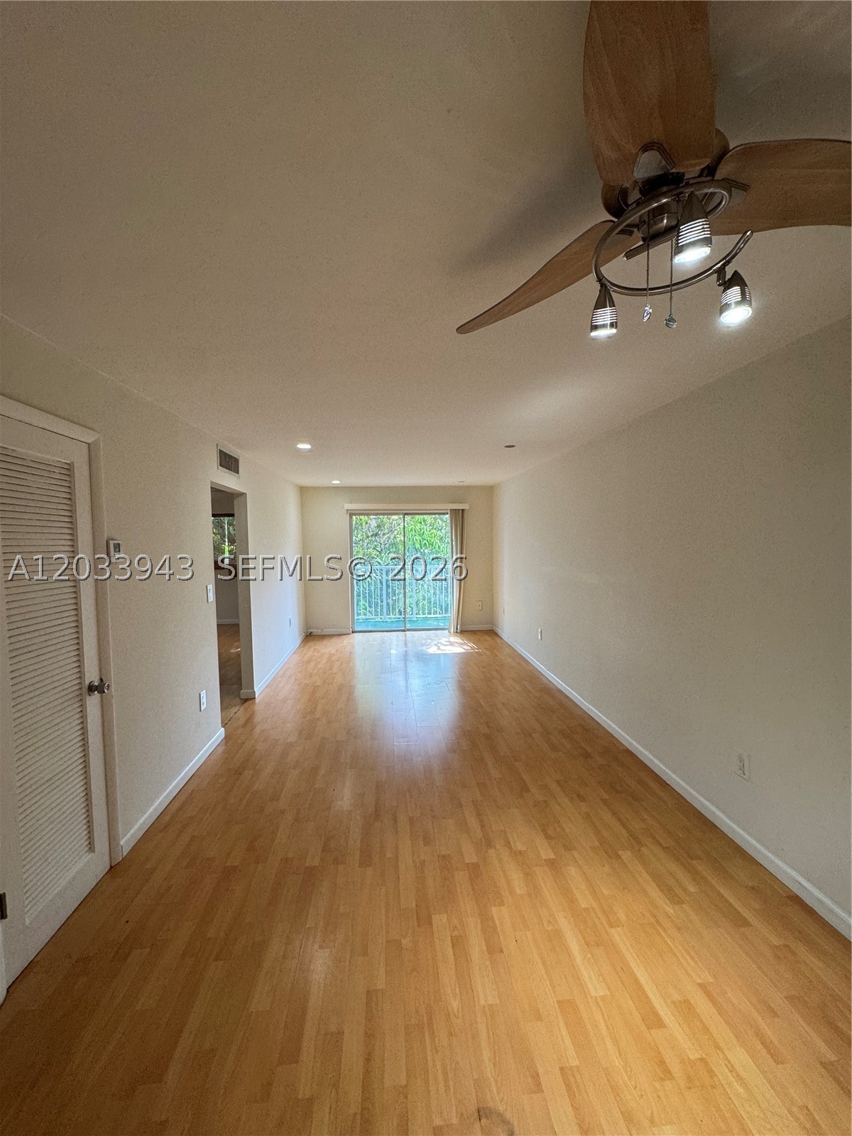 645 Ne 121st St 304 Property Photo 4