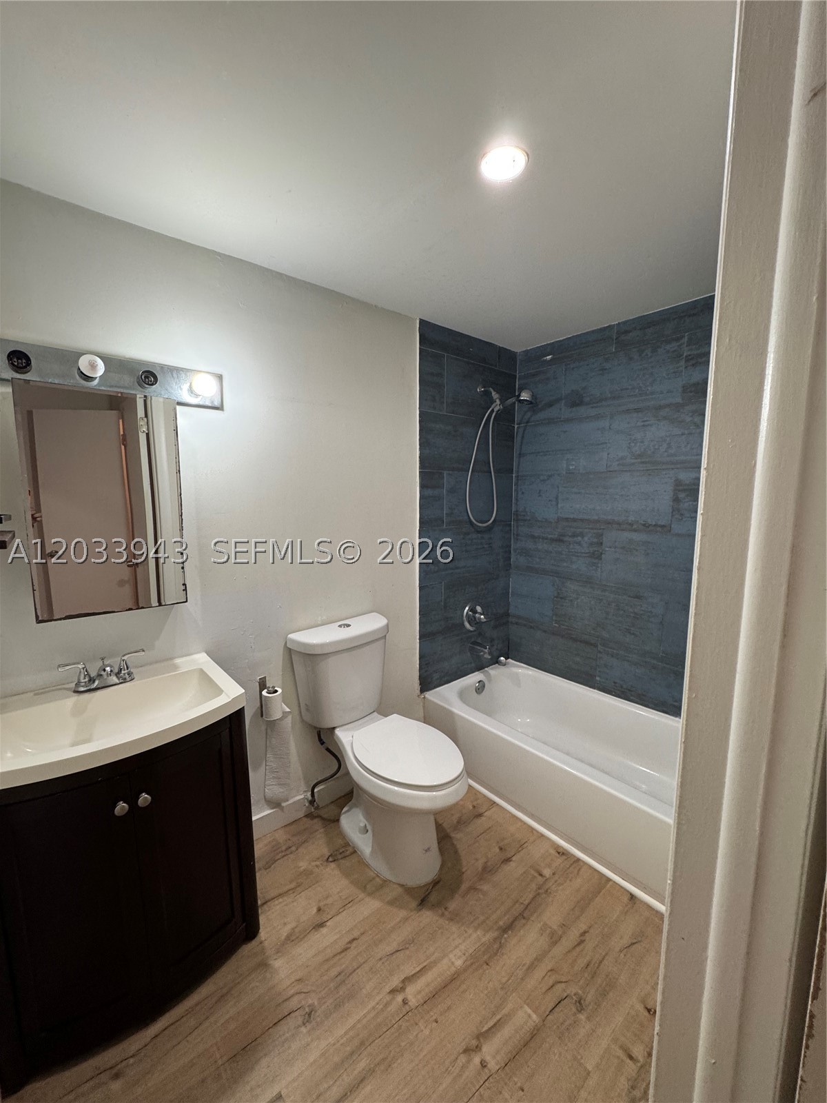 645 Ne 121st St 304 Property Photo 11