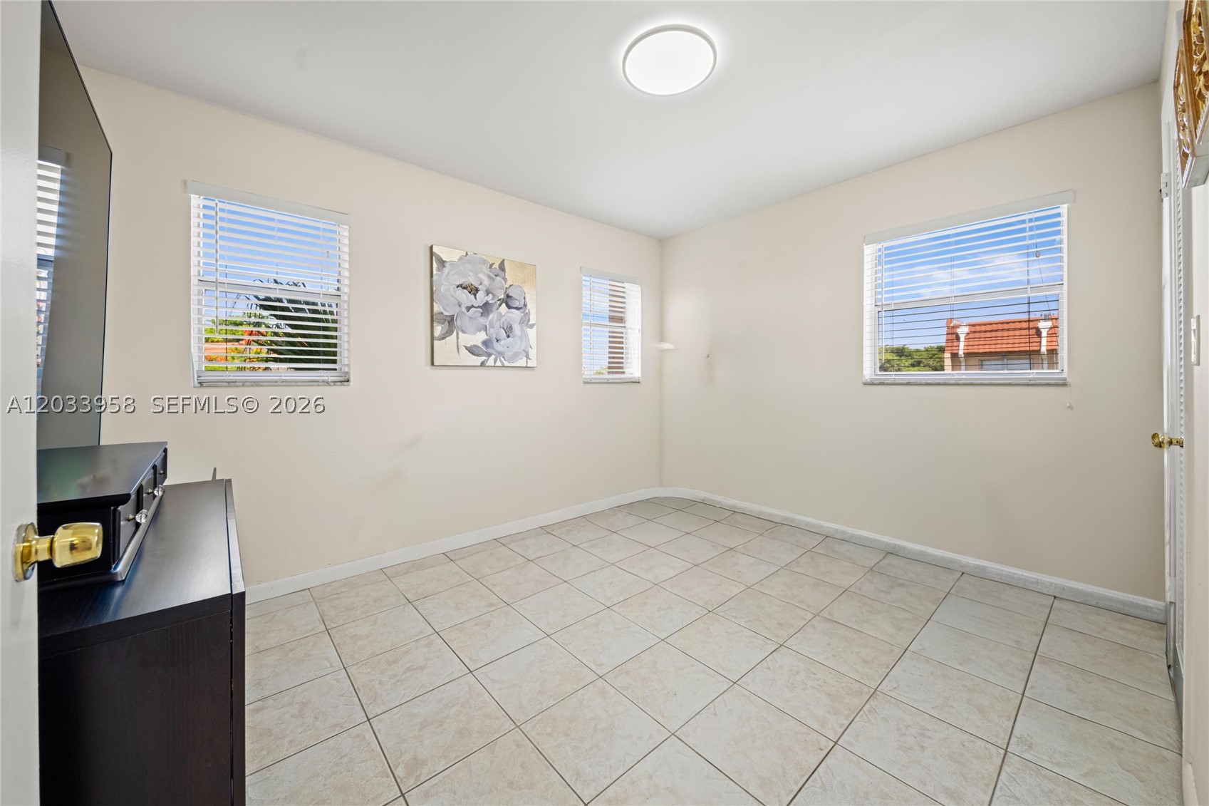 8951 Sunrise Lakes Blvd 301 Property Photo 12