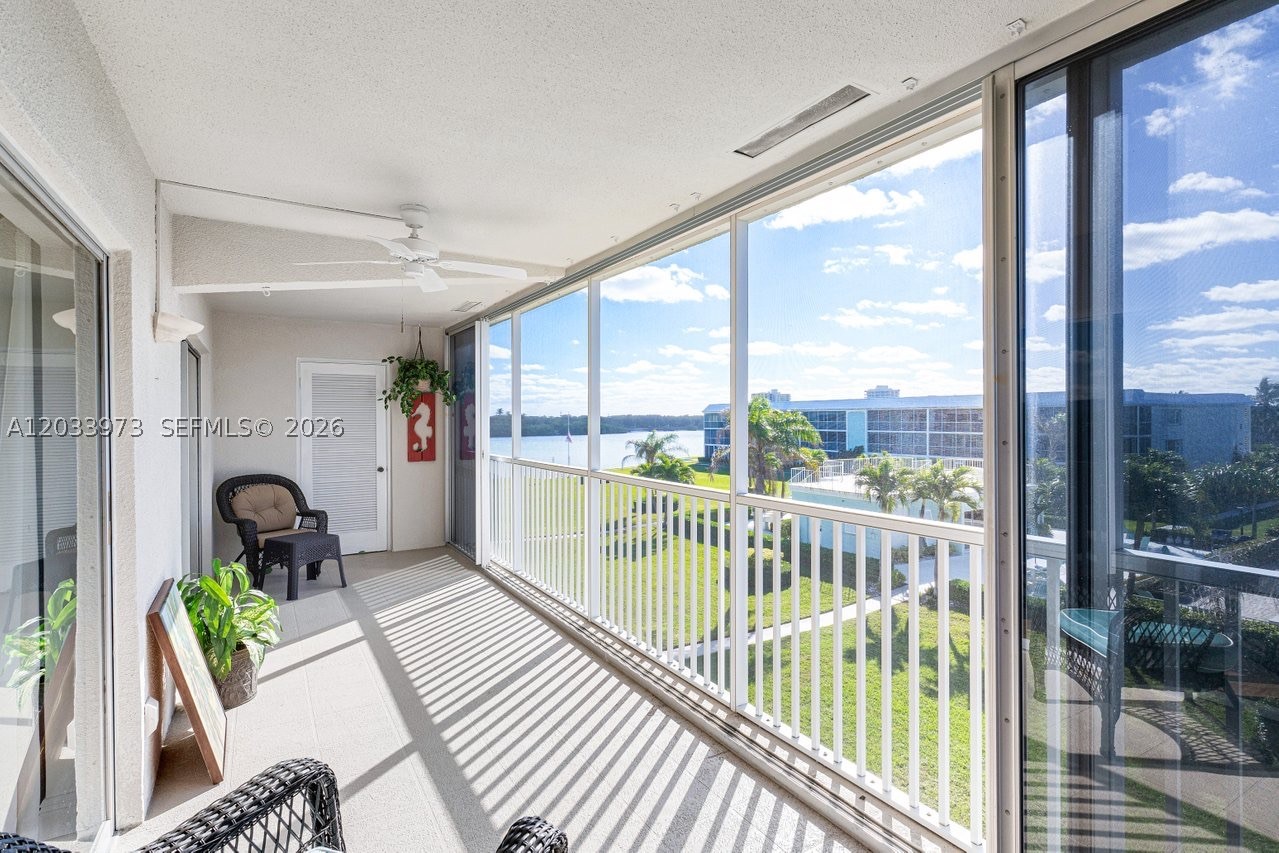 100 Waterway Rd A306 Property Photo 18
