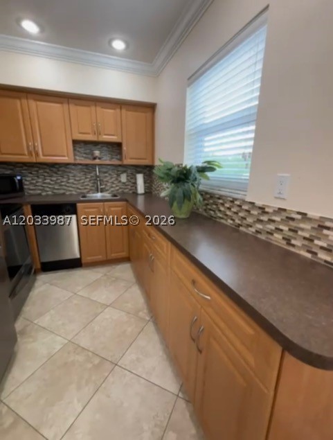 500 Layne Blvd 20 Property Photo 4