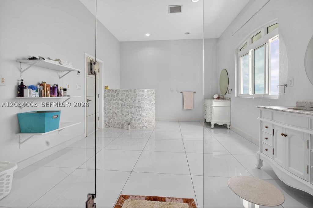 15 Paradise View Villa Property Photo 58
