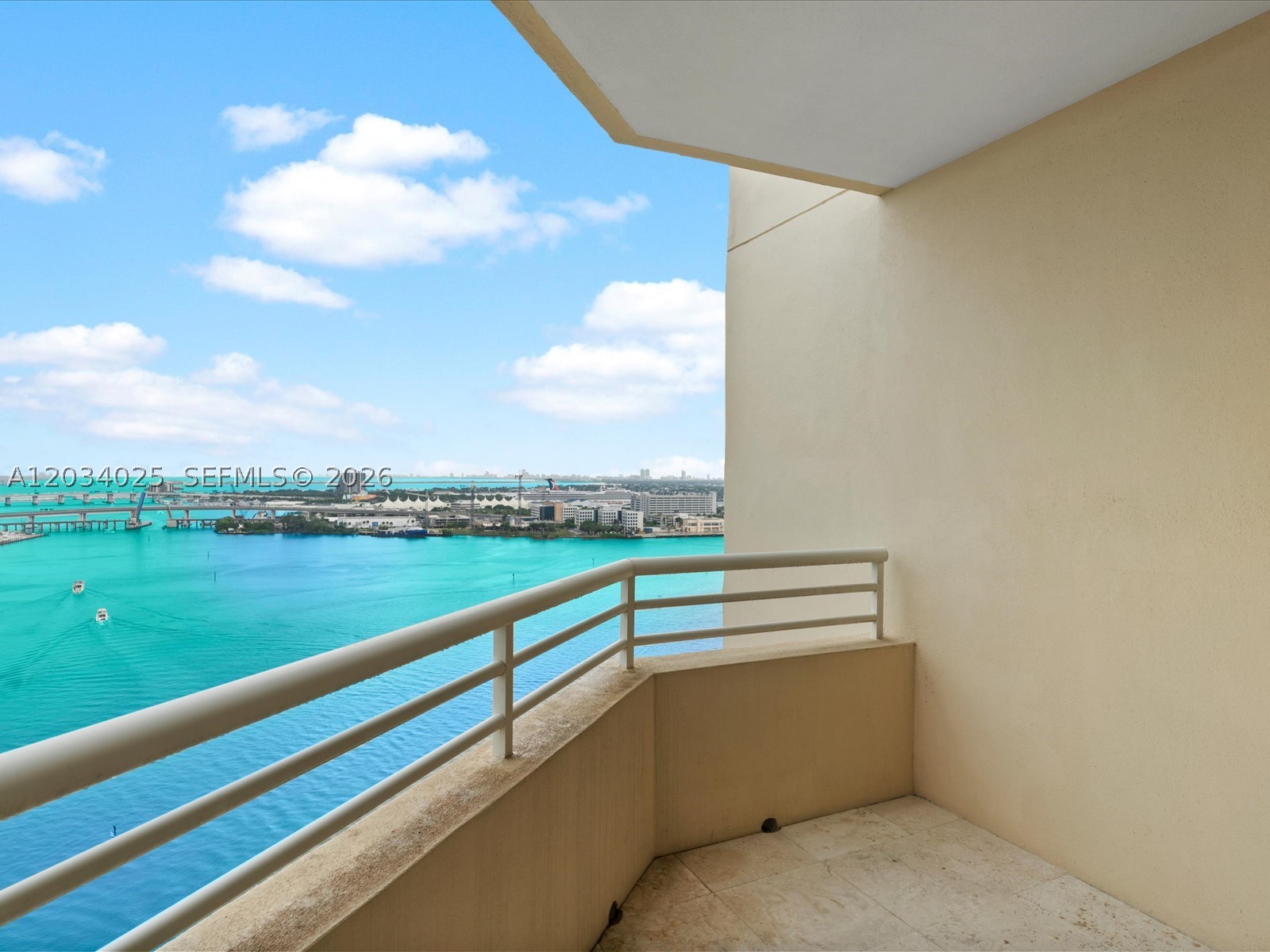888 Brickell Key Dr 2510 Property Photo 5
