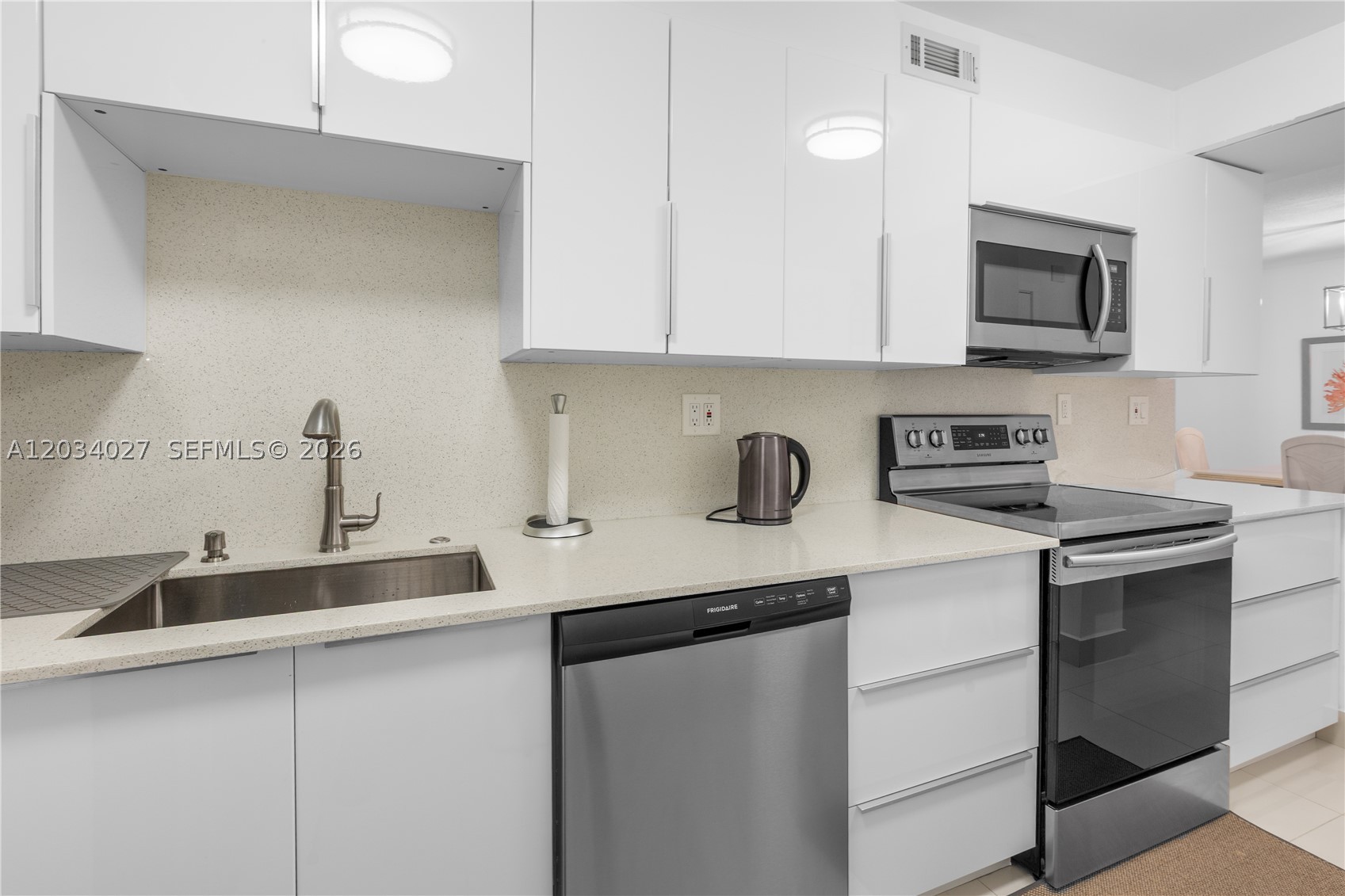 1849 S Ocean Dr 212 Property Photo 3