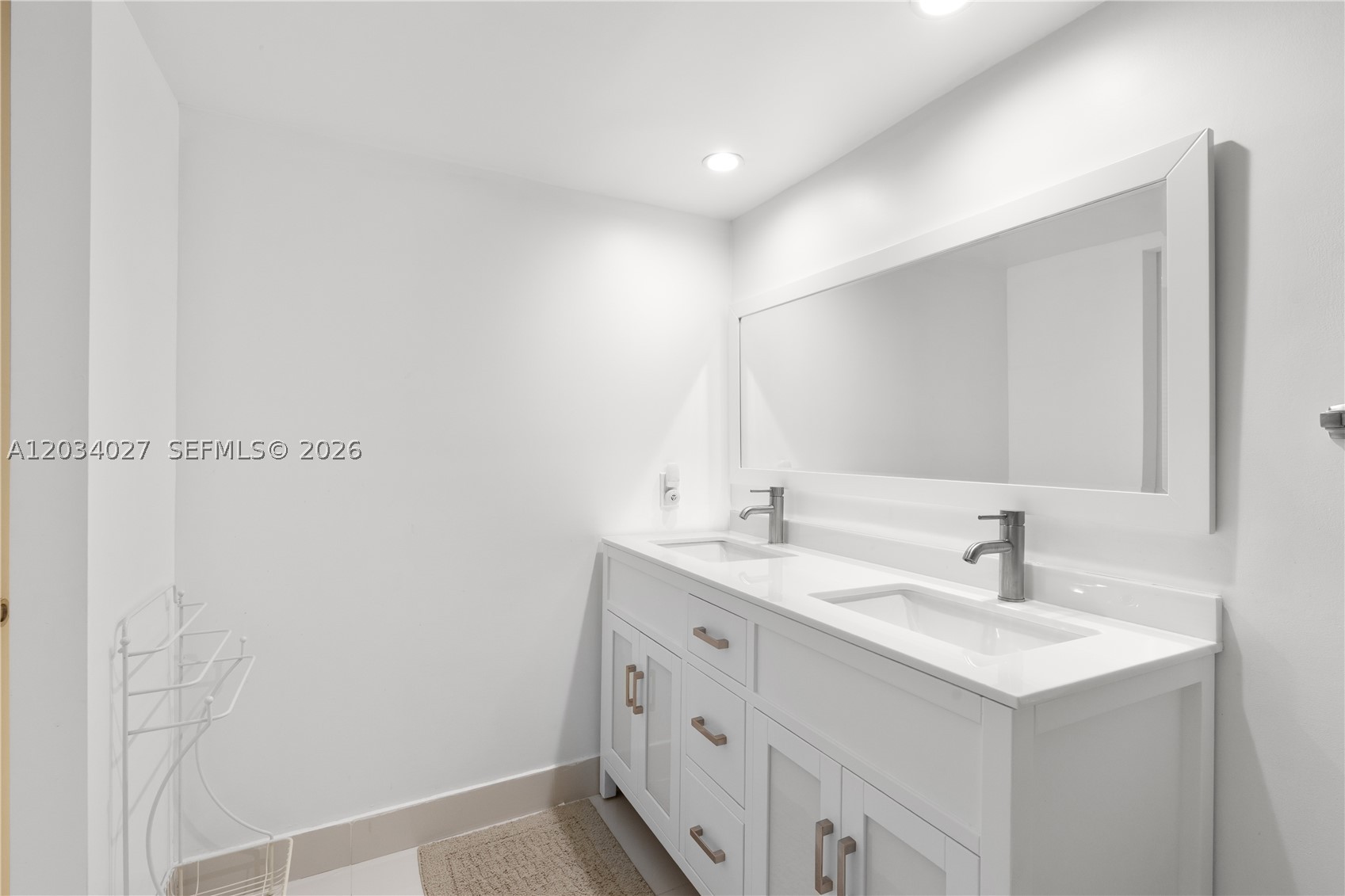 1849 S Ocean Dr 212 Property Photo 14
