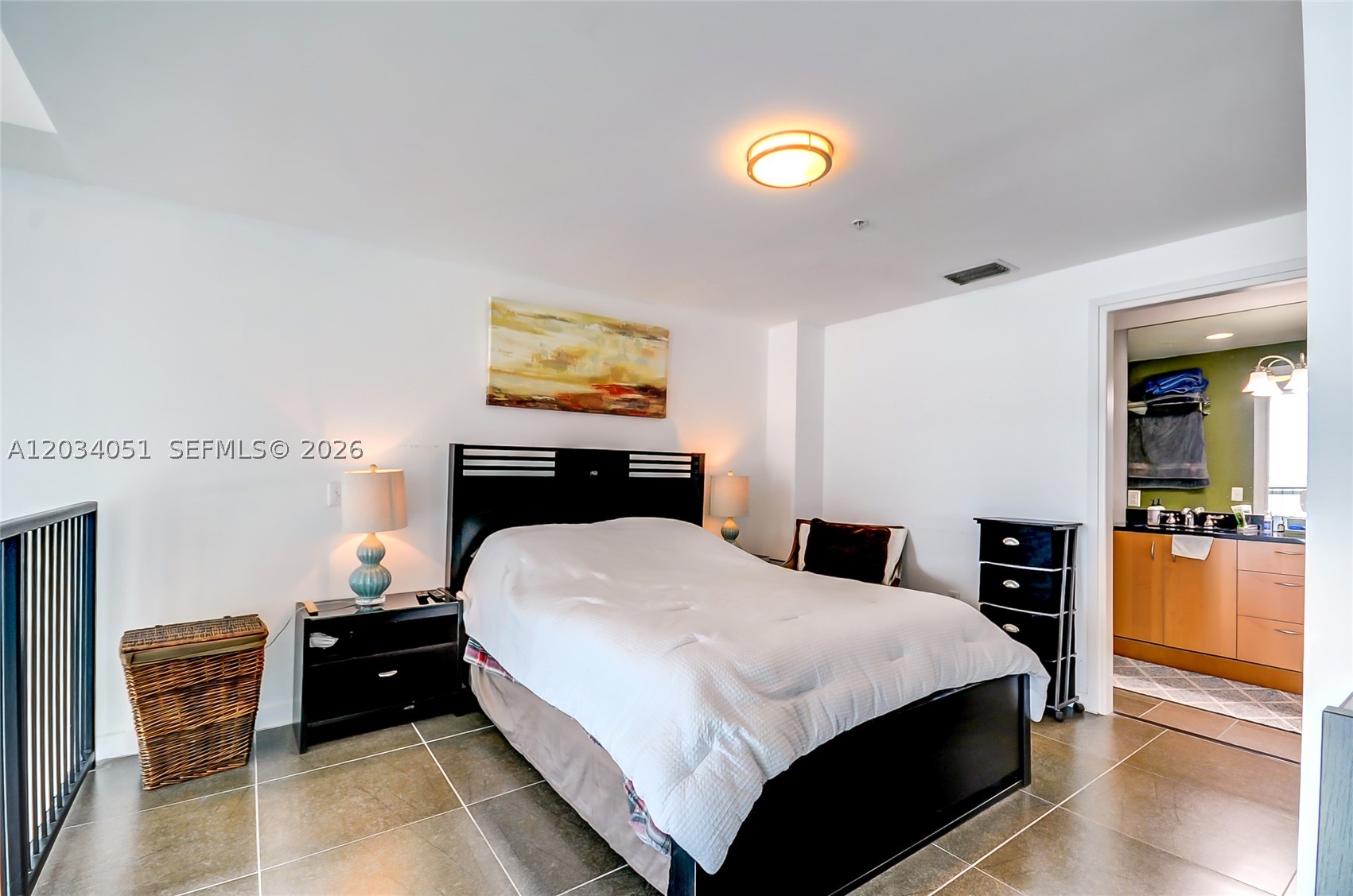 300 S Biscayne Bluv L-1022 Property Photo 6