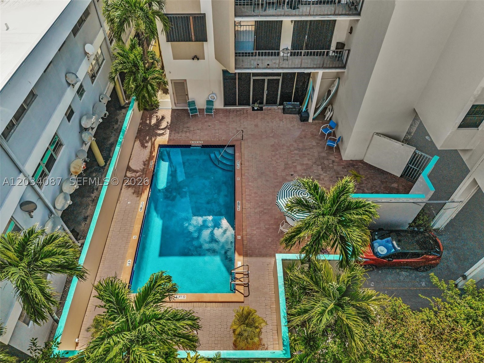 9124 Collins Ave 304 Property Photo 26