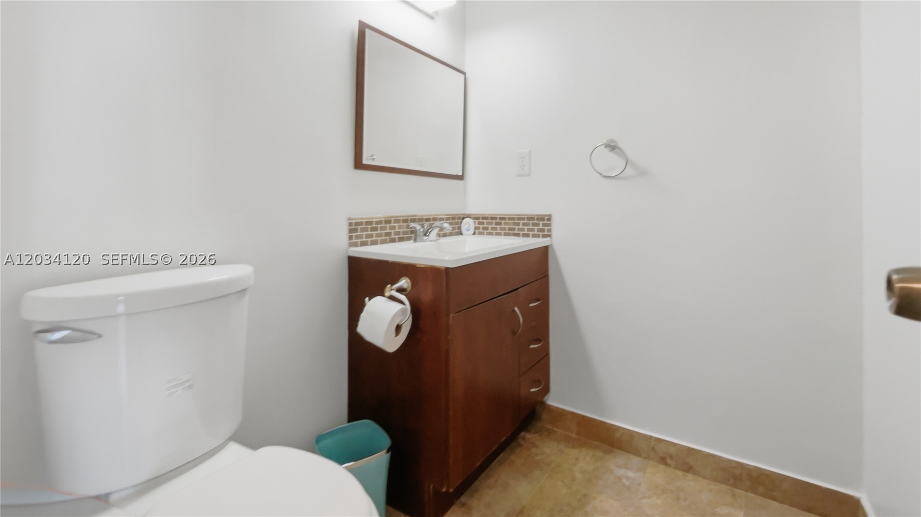 1300 Saint Charles Pl 620 Property Photo 9