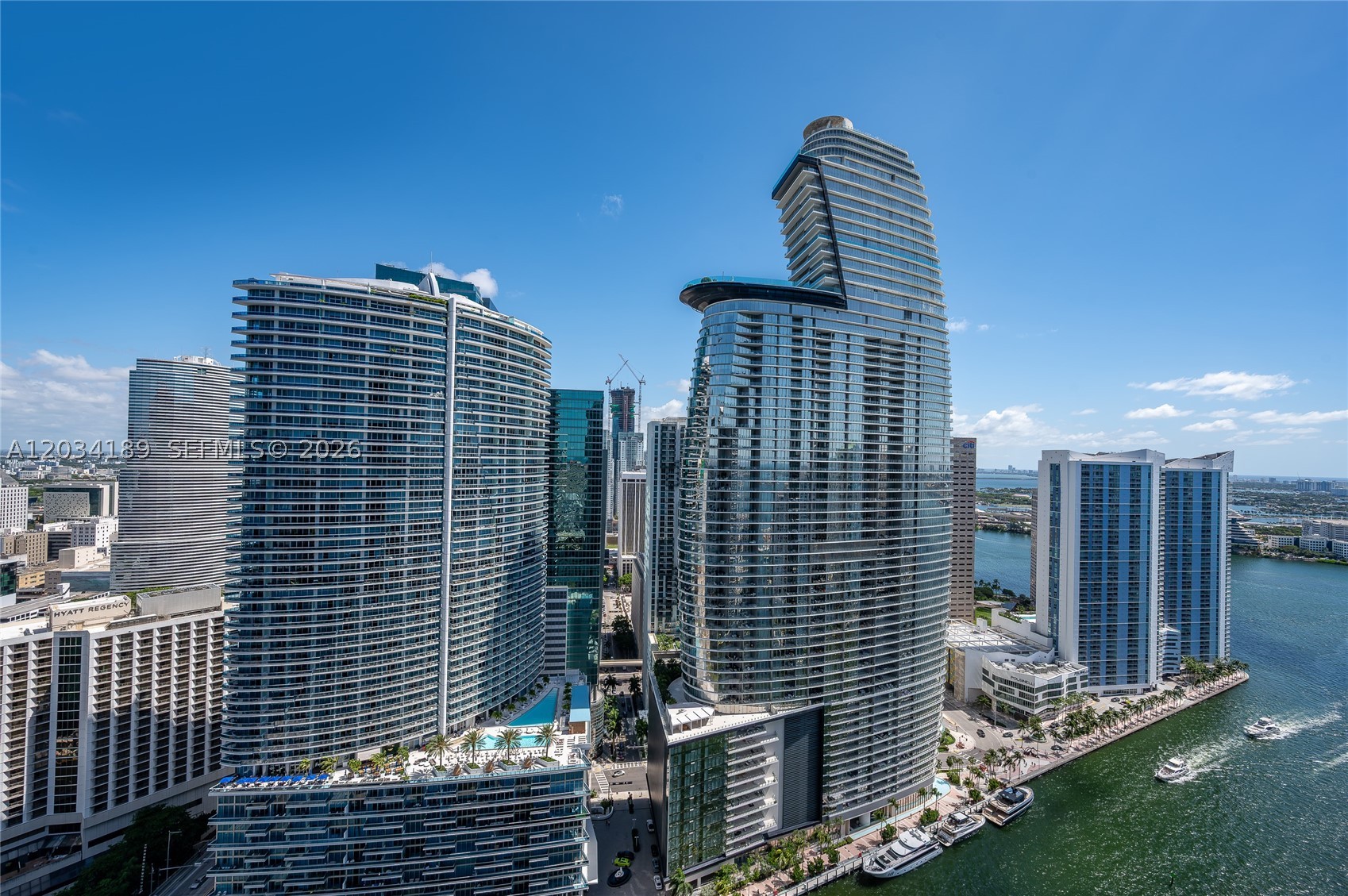 475 Brickell Ave 4115 Property Photo 2