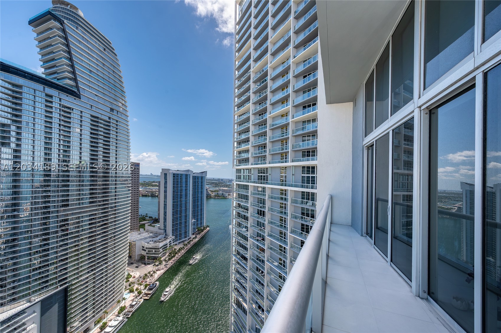 475 Brickell Ave 4115 Property Photo 3
