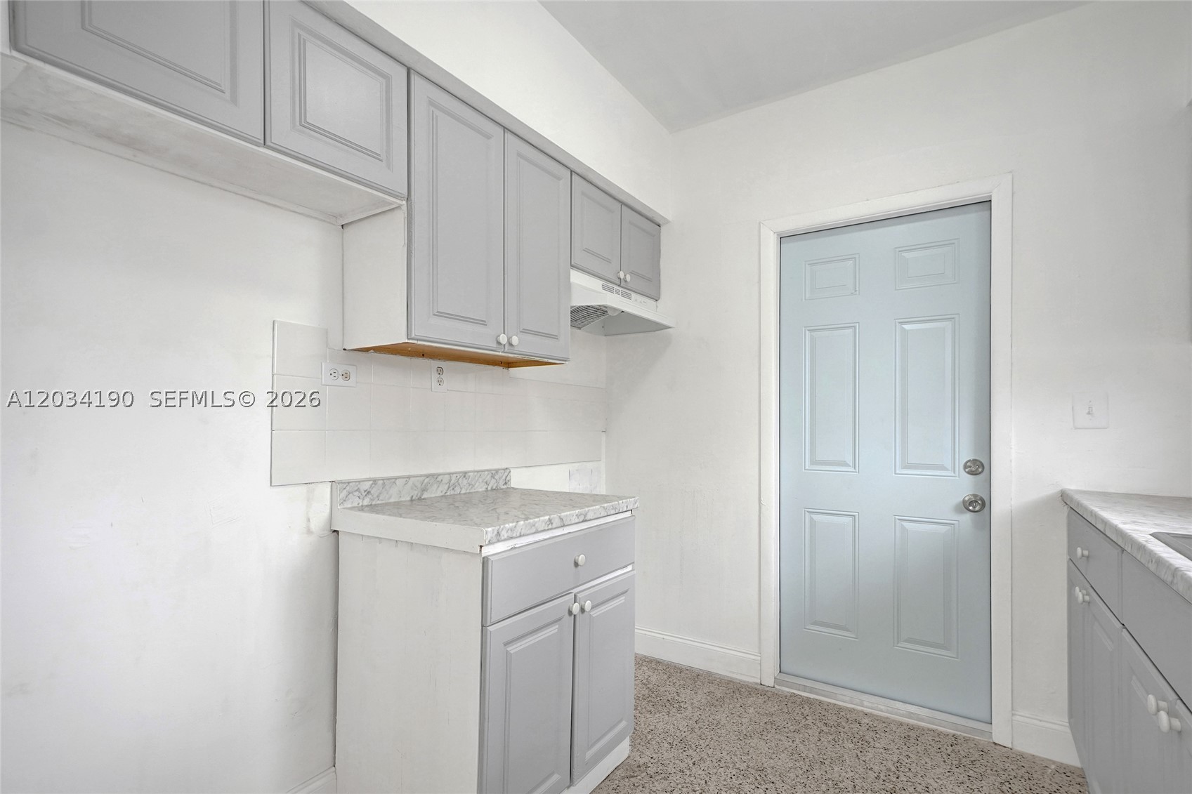 710 82nd St 1 Property Photo 4