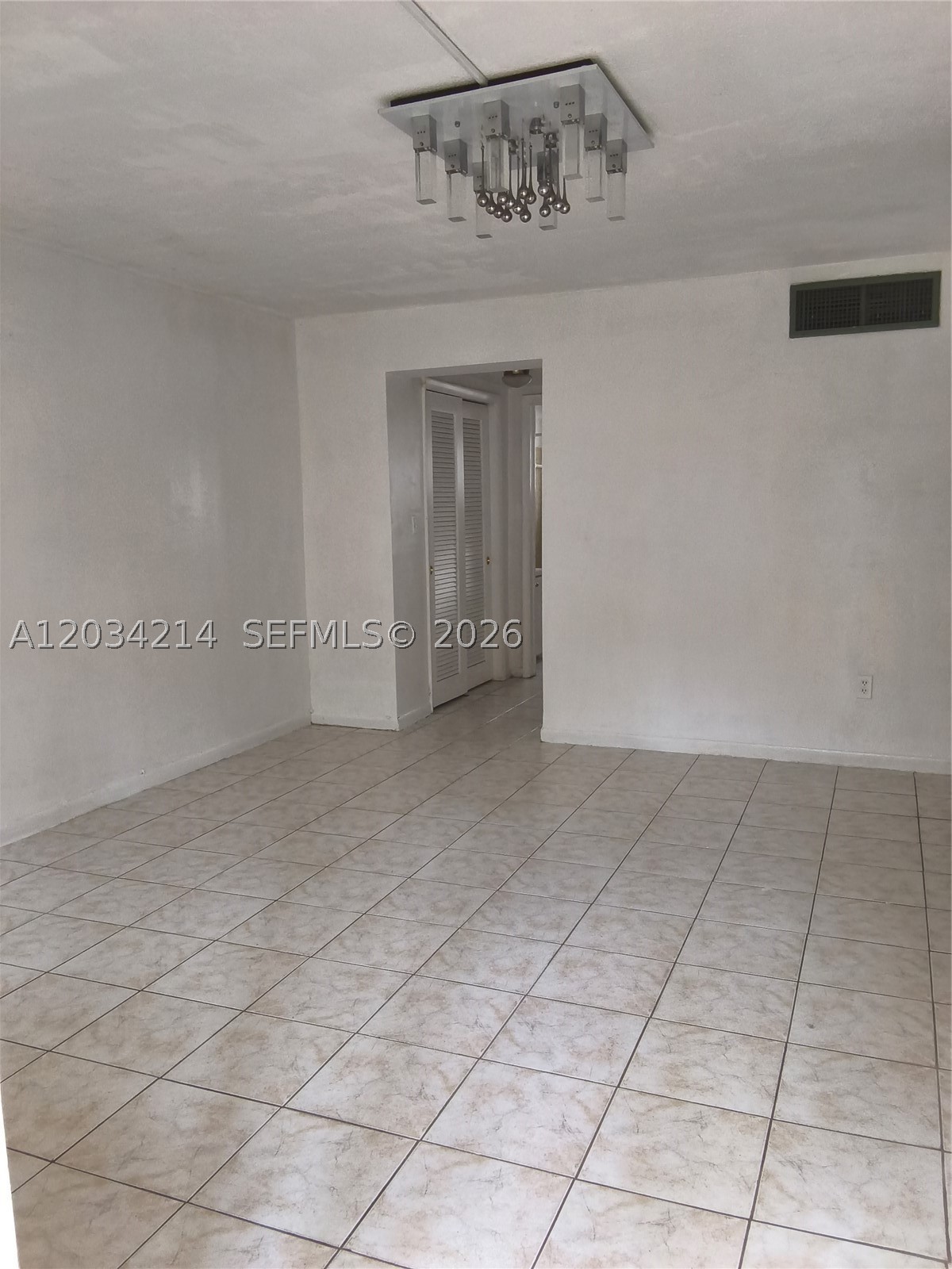 1826 Cleveland St 2 Property Photo 8