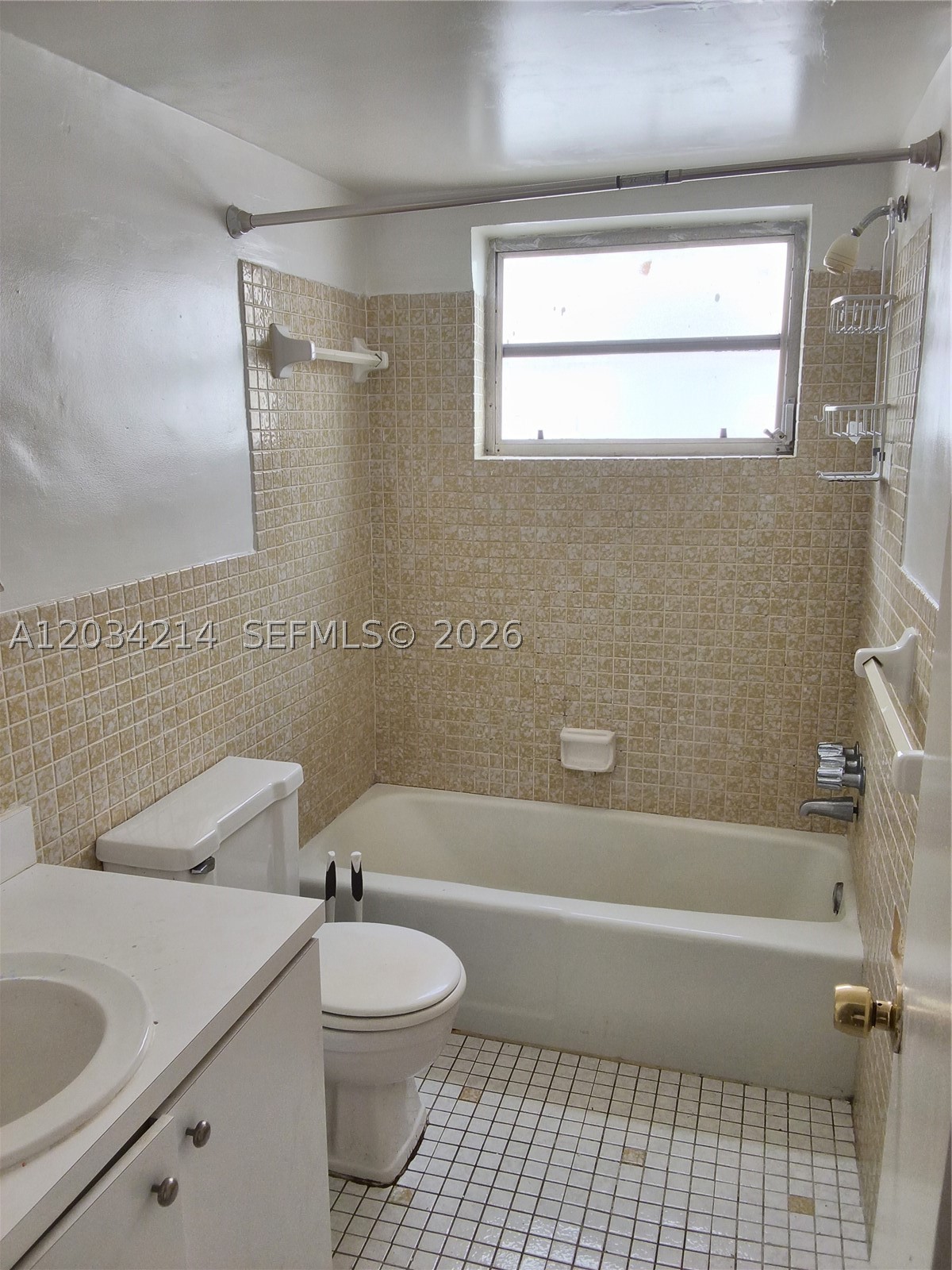1826 Cleveland St 2 Property Photo 10