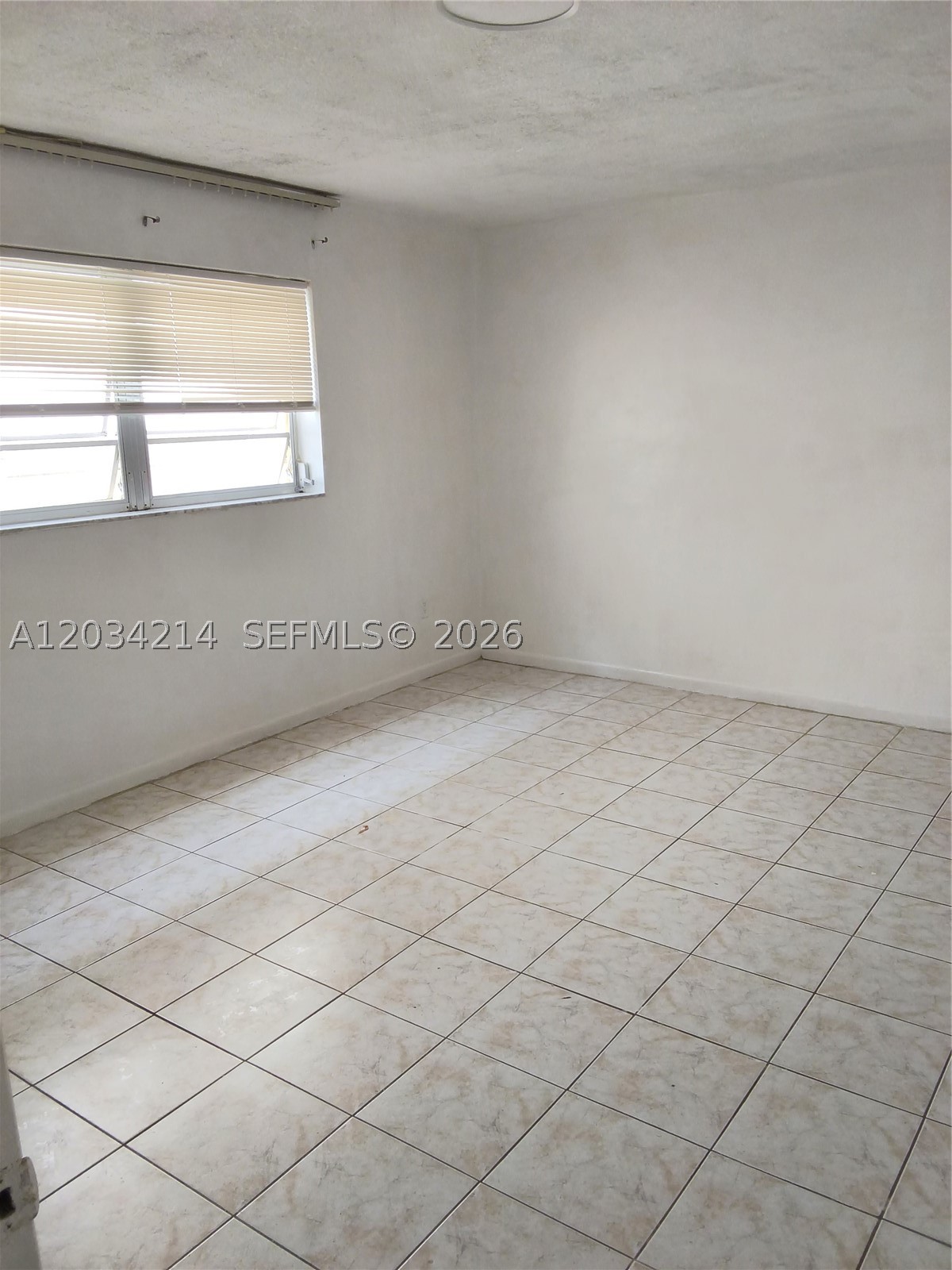 1826 Cleveland St 2 Property Photo 12