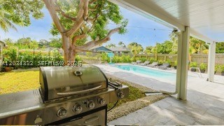 1754 Sw 28th Ter 0 Property Photo 2