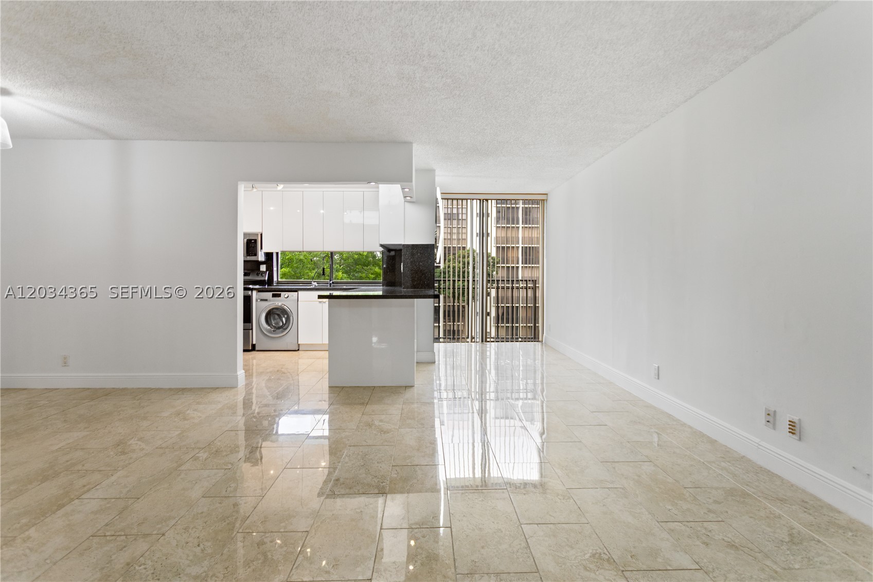 17021 N Bay Rd 429 Property Photo 8