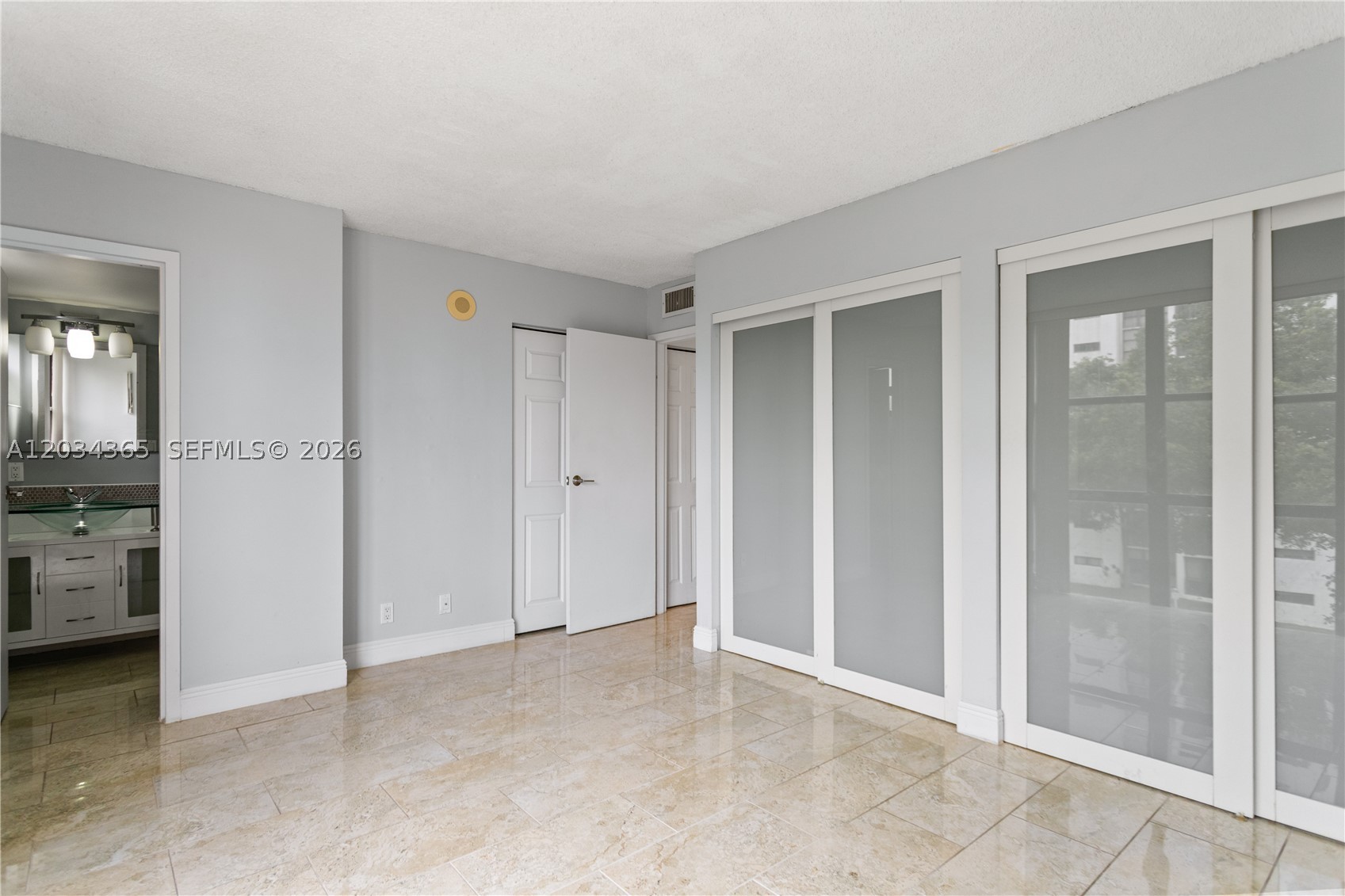 17021 N Bay Rd 429 Property Photo 31