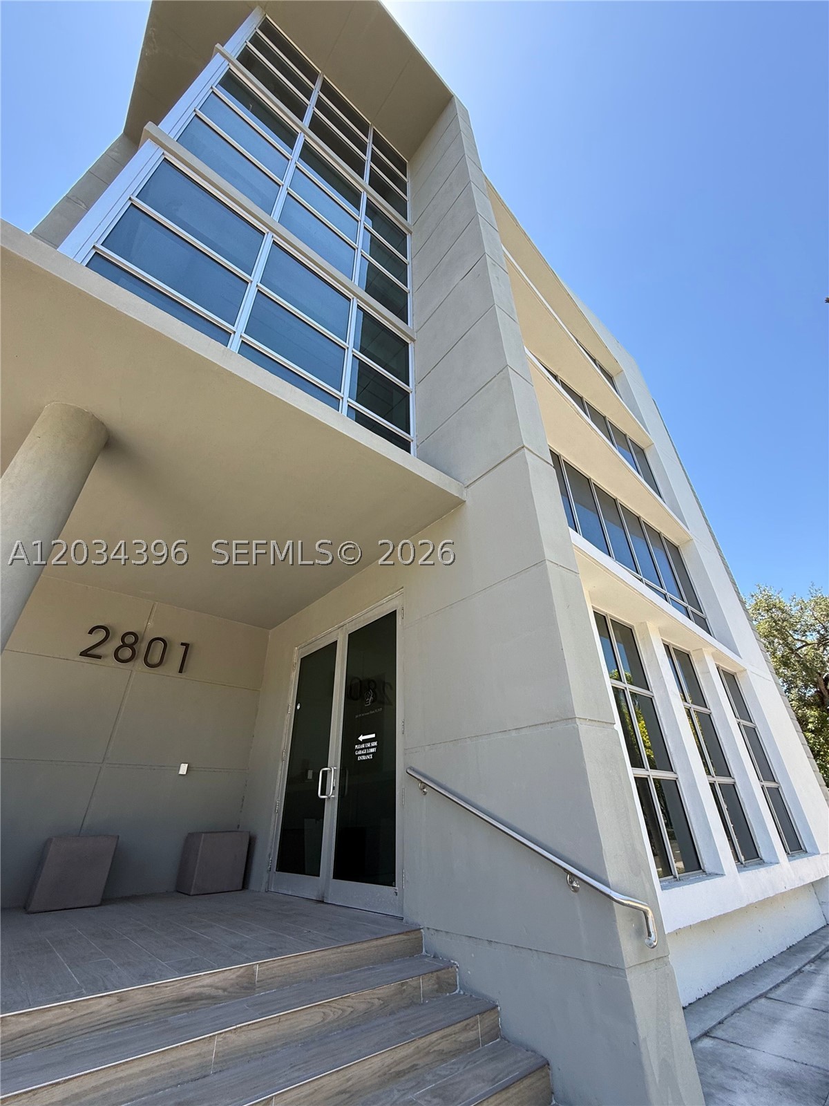 2801 SW 3rd Ave Property Photo 1